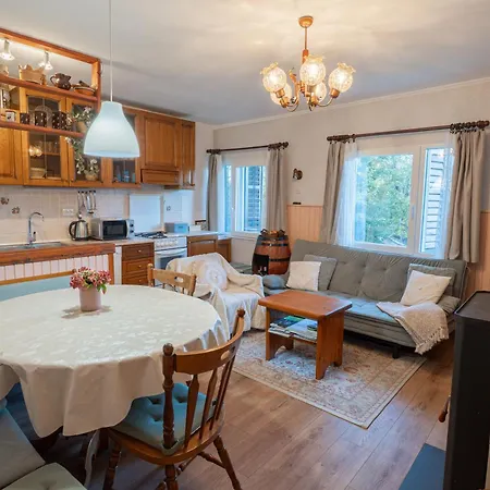 Osoj Apartman Mrzla Vodica